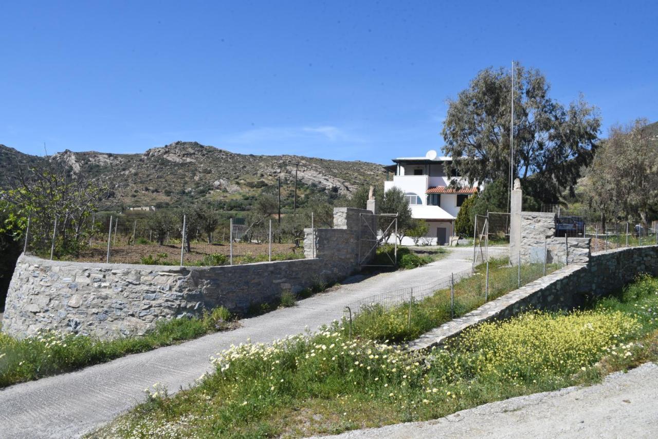 Bernie House Apartment Melanes Luaran gambar
